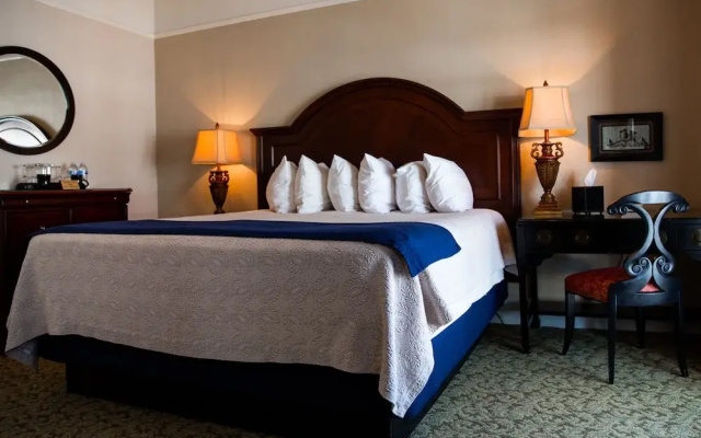 The Hotel Paisano
