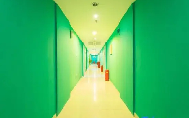 Yuebanwan Hotel Chongqing University Town Xijie Branch