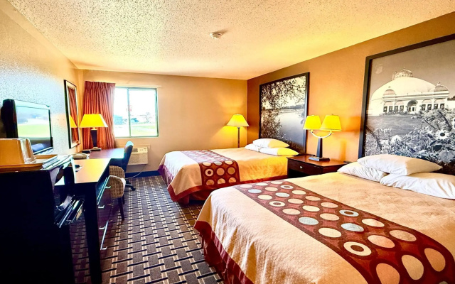 Super 8 by Wyndham Melrose