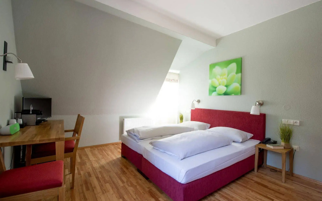 Hotel Schloss Heinsheim