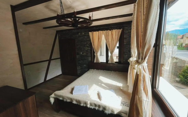 Карамановите къщи