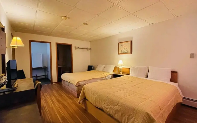 Summerside Motel & Cottages