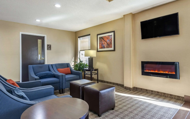Comfort Inn Clinton