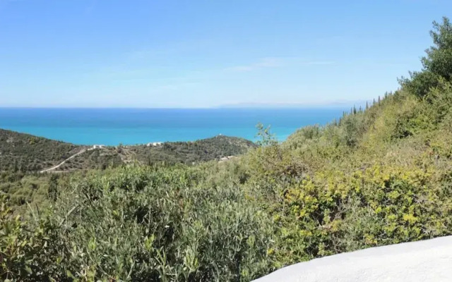 Villa Myrtia - Agios Nikitas Villas
