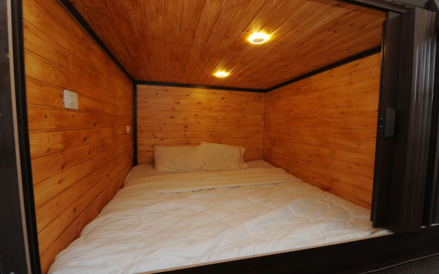 Petra Capsule Hostel