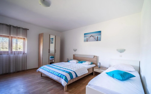 Nice Home in Krnica With Wifi and 2 Bedrooms