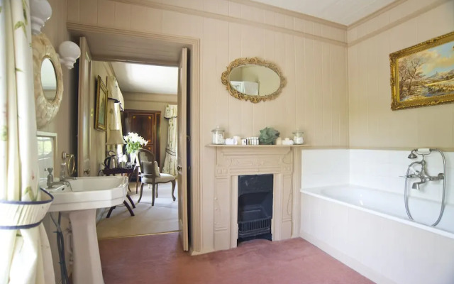 Wydemeet Bed and Breakfast