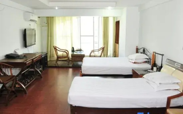 Xinyuan Yilv Rent (Sanya Central Hospital Branch)