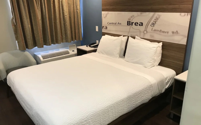 Hyland Inn Brea