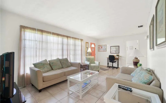 Aurora Seabreeze - Three Bedroom Home