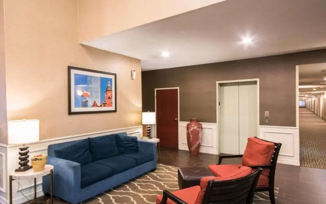Comfort Inn Red Oak