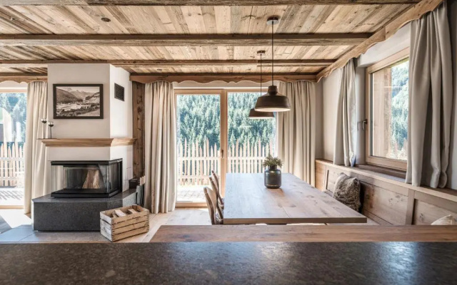 Farm Resort Geislerhof -Family Chalet-