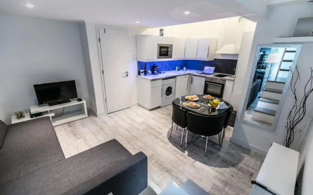 Sleek Minimalist Studio at Inner City