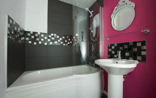 Apartment 5 York
