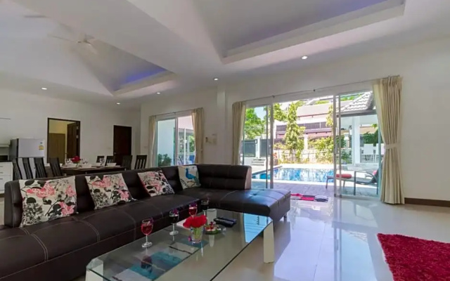 Private Pool Villa 4 bedrooms