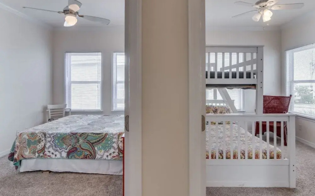Spinnaker Pointe Unit 3B