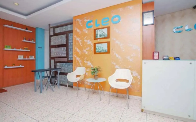 RedDoorz near Paris Van Java Mall 2