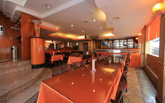 OYO 118 Hotel Grand Maria