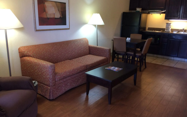 Markham House Suites