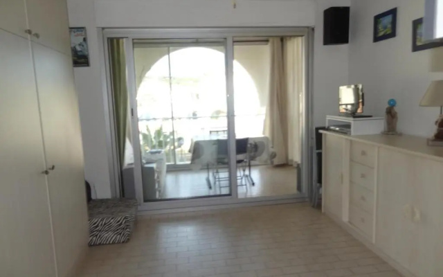 Appartement Sète, 1 pièce, 2 personnes - FR-1-472-135