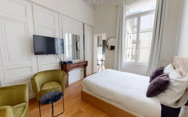 La Suite Royale (Adults Only)