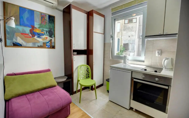 Sekula's City Center Apartment