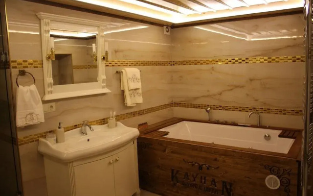 Kayhan Cave Villa