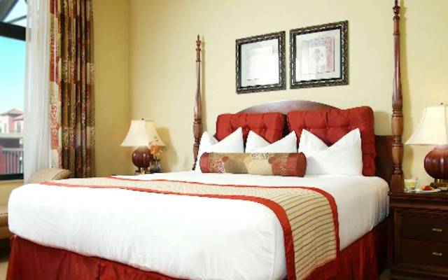 Naples Bay Resort & Marina