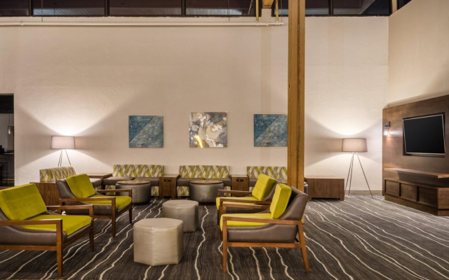 enVision Hotel & Conference Center Mansfield-Foxboro