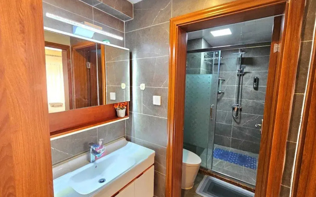 Lux Suites Enzi Heights Apartments