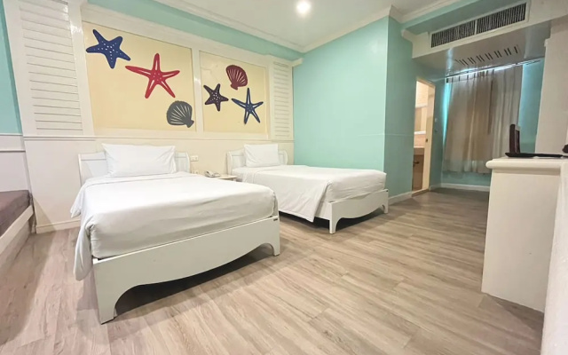 B Buri Hotel