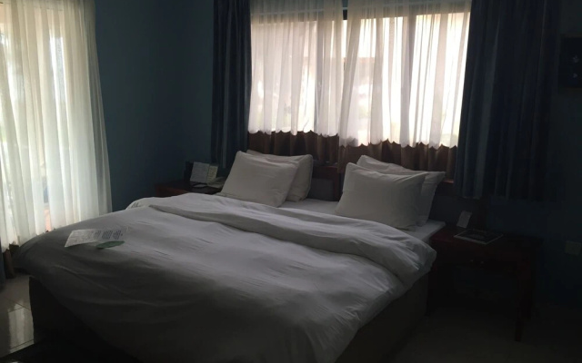 Busua Beach Resort