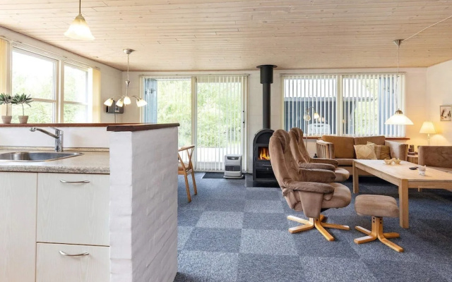 5 Person Holiday Home in Thyholm-by Traum