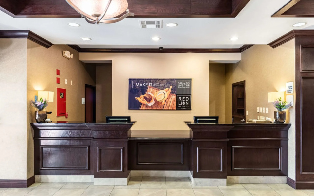 Red Lion Inn & Suites Mineral Wells