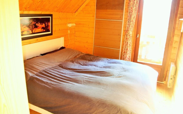 Lakeside Escape for 6 Guests