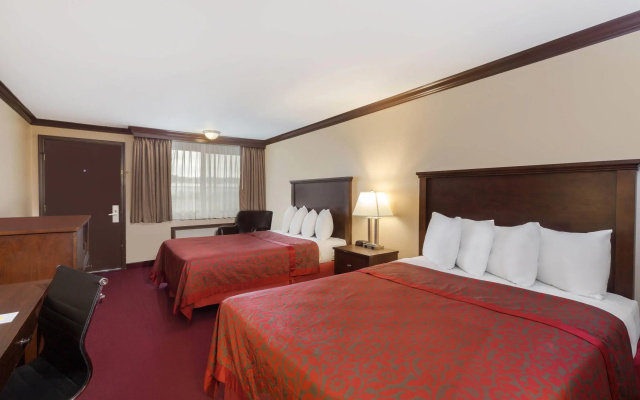 Days Inn by Wyndham Auburn