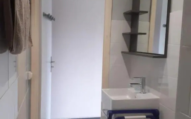 Studio 200 meters from the main beach