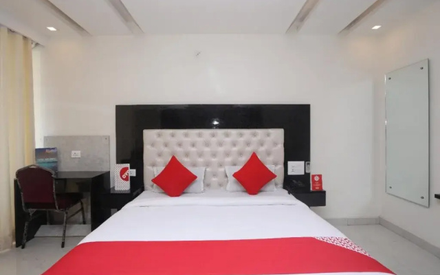 OYO 19973 Hotel Sunrise