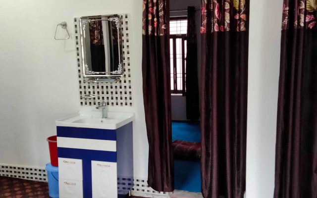 POP 92903 Fareeda Homestay