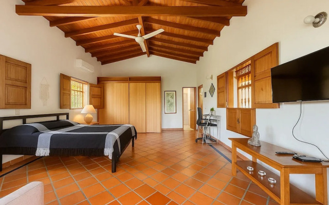 Paradise in San Jeronimo With Air Conditioning and Pool