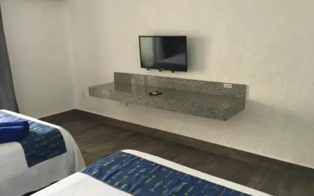 Best Beach Apartments - Cancun Plaza