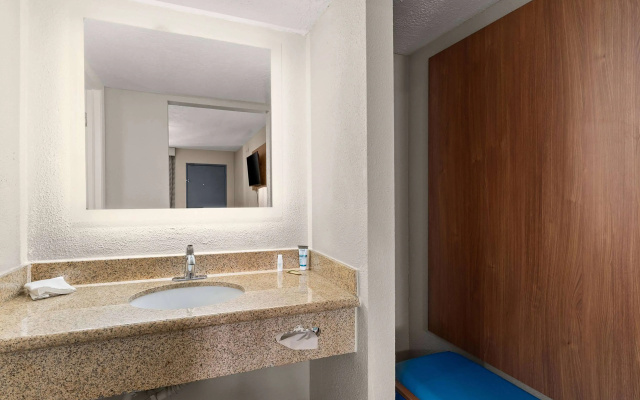 Days Inn by Wyndham Albuquerque Northeast
