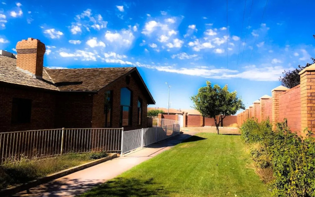 Zion Suites of Hildale