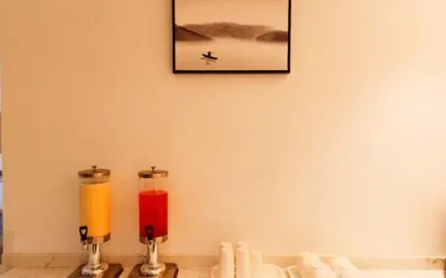 Junyi Select Hotel (Ning'er Dongmen Road store)