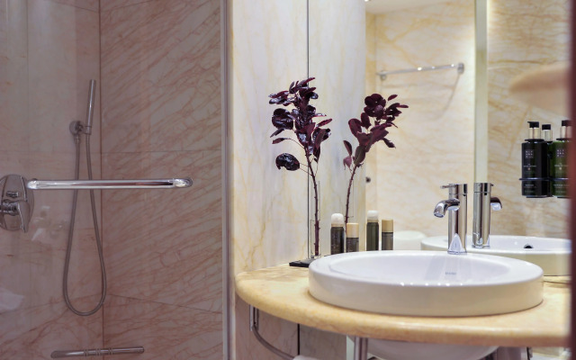 Отель Melia Athens
