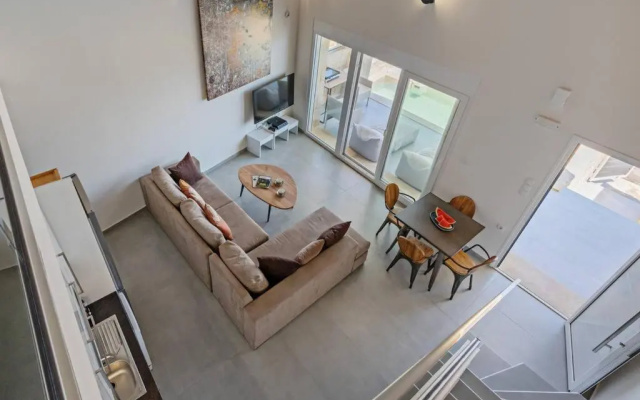 Sofia Suite, a seafront hideaway !