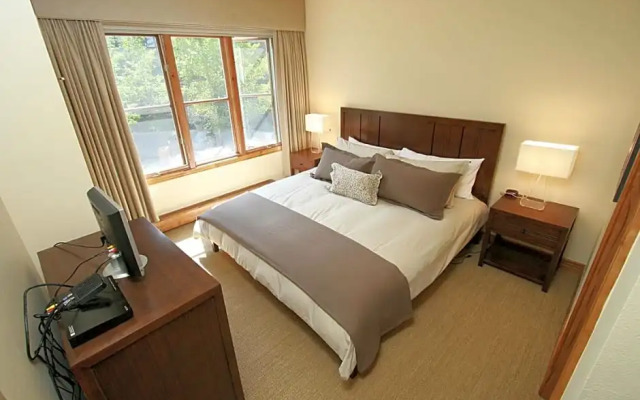 Highlands Townhome #17