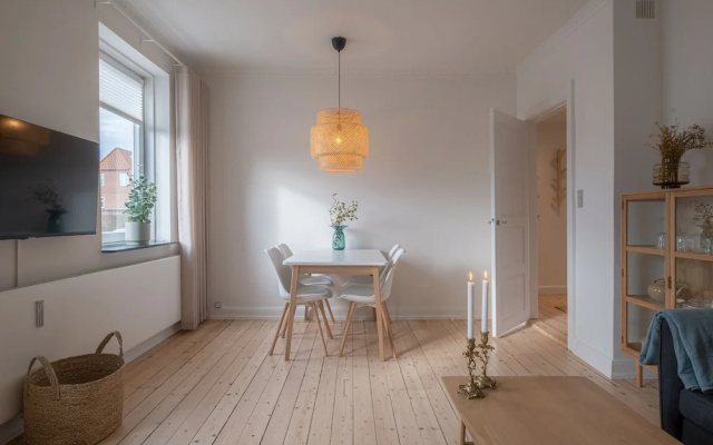 1 Bed Apartment Sleeps 2 With Parking, Wifi, Tv