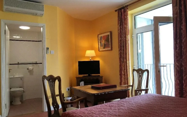 ODonovans Hotel