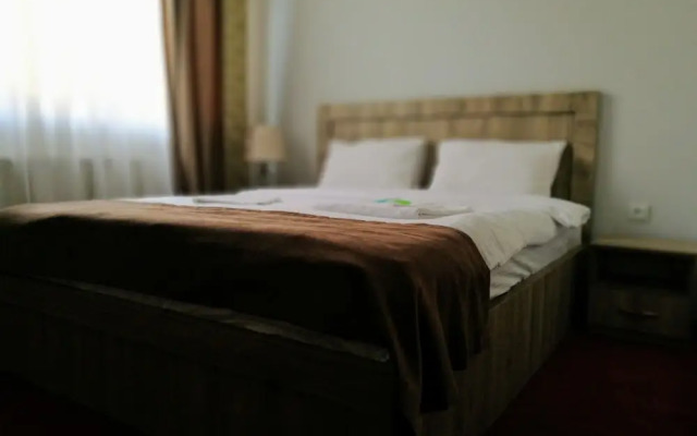 Grand Nova Hotel